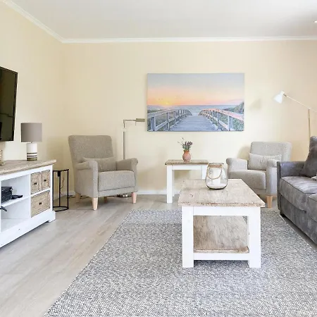 Nordlicht - strandnah mit Garten und Sauna, 4 SZ und 3 Bäder- Ferienhaus