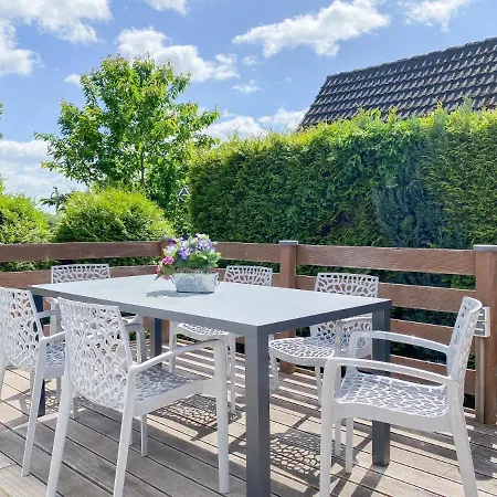 Ferienhaus Nordlicht - strandnah mit Garten und Sauna, 4 SZ und 3 Bäder- Scharbeutz