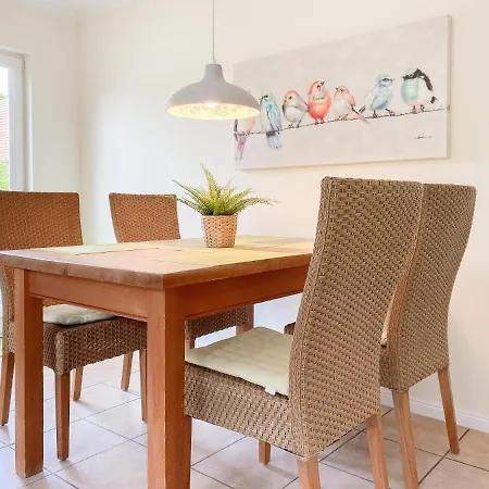Nordlicht - strandnah mit Garten und Sauna, 4 SZ und 3 Bäder- *