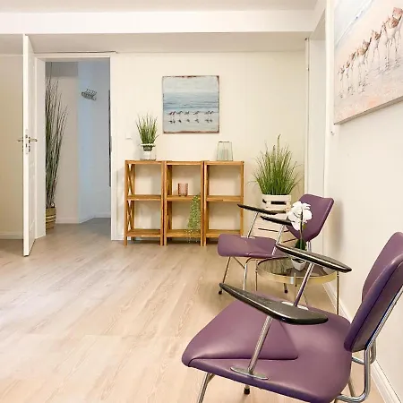 Ferienhaus Nordlicht - strandnah mit Garten und Sauna, 4 SZ und 3 Bäder- *
