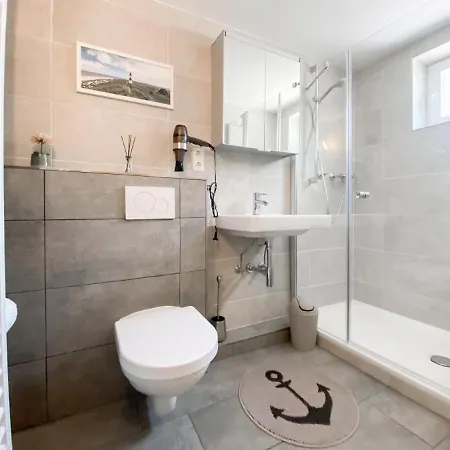 Nordlicht - strandnah mit Garten und Sauna, 4 SZ und 3 Bäder-
