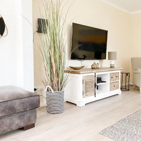 Ferienhaus Nordlicht - strandnah mit Garten und Sauna, 4 SZ und 3 Bäder- *